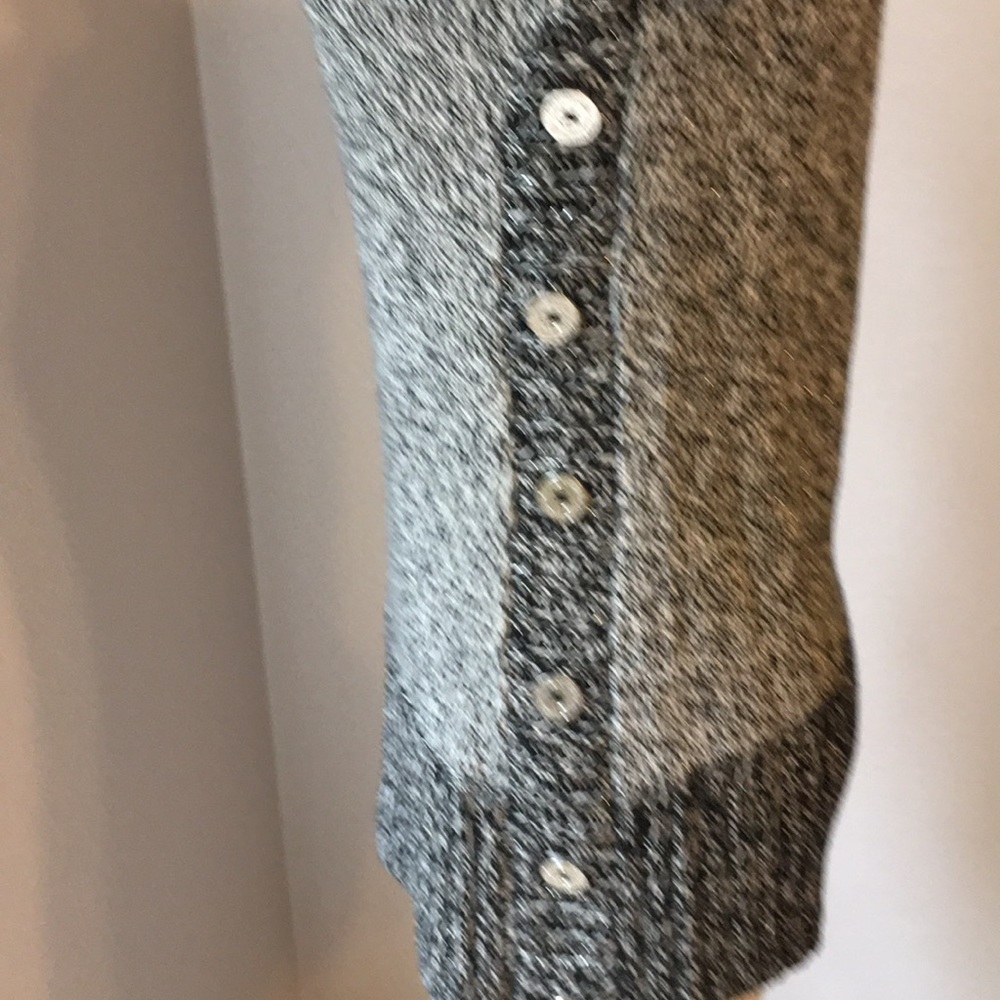 WHBM Sweater - Picture 3 of 8